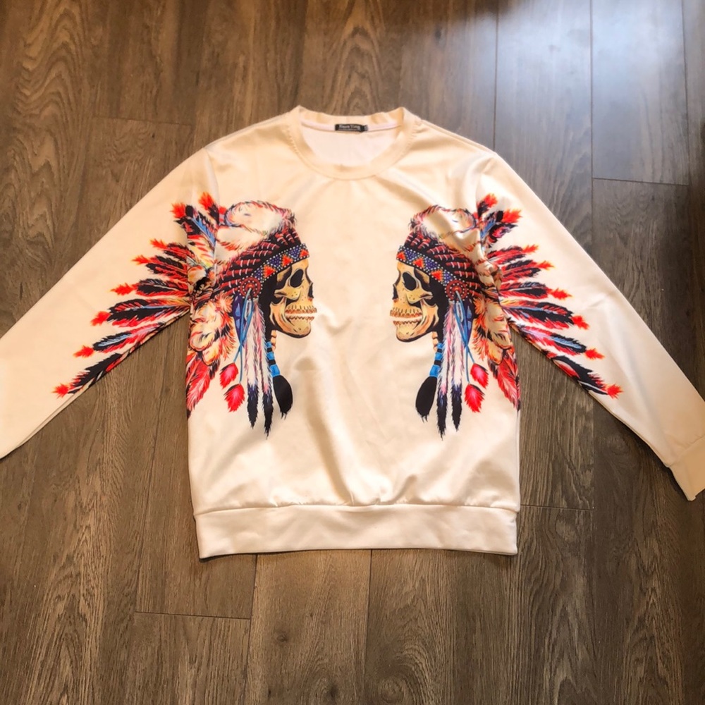 BNWOT Indian skull sweatshirt size XXL